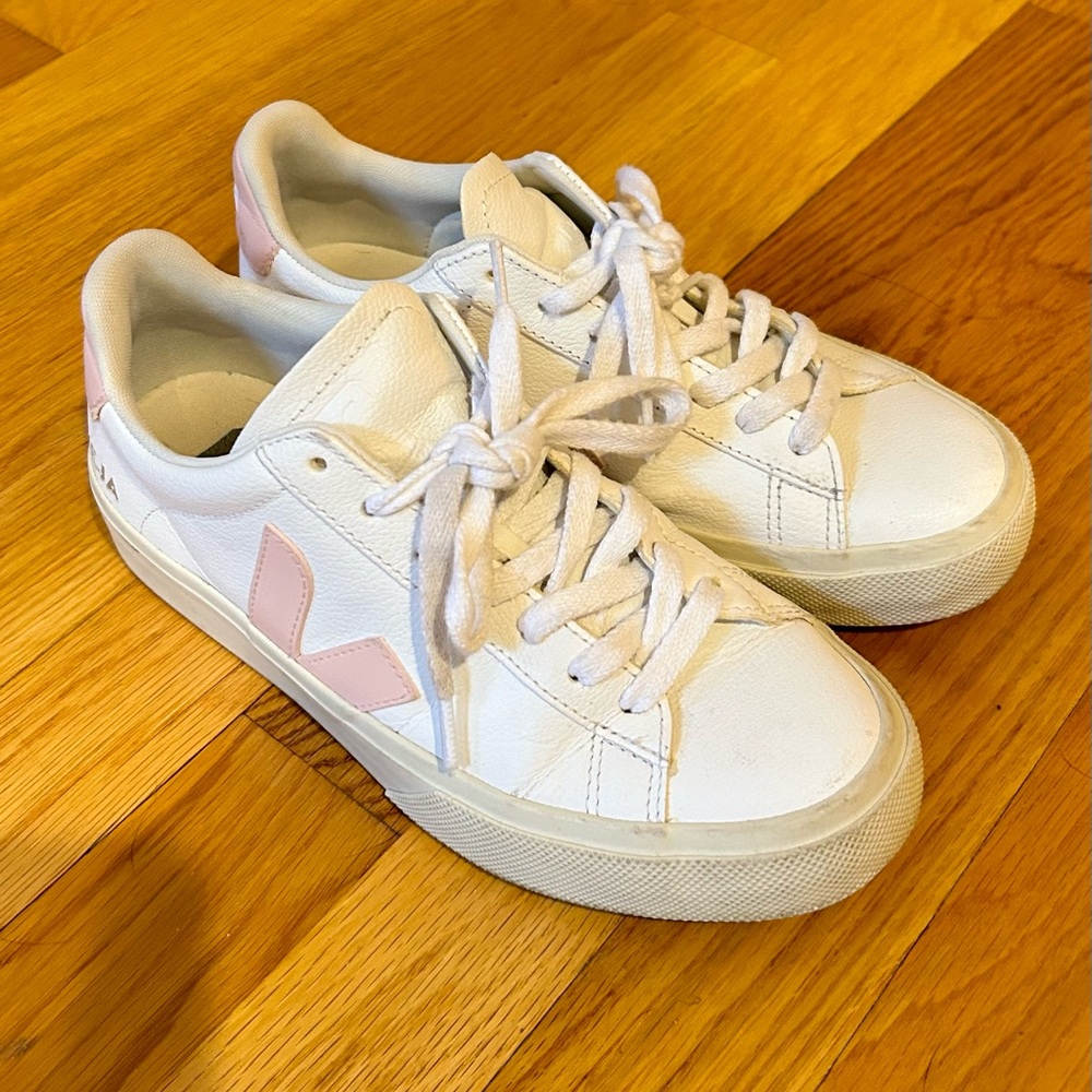 Veja Sneakers